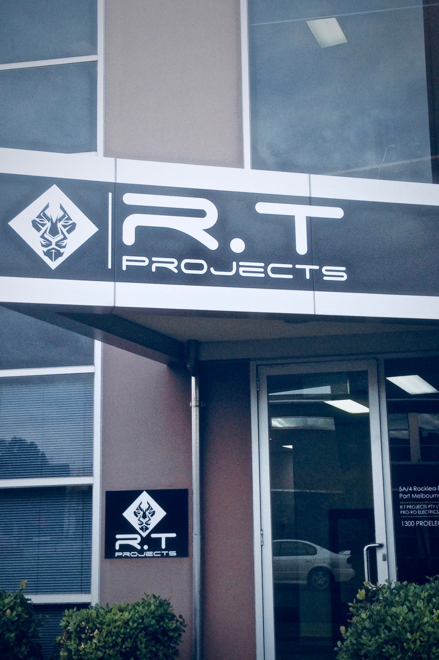 R.T Projects Office
